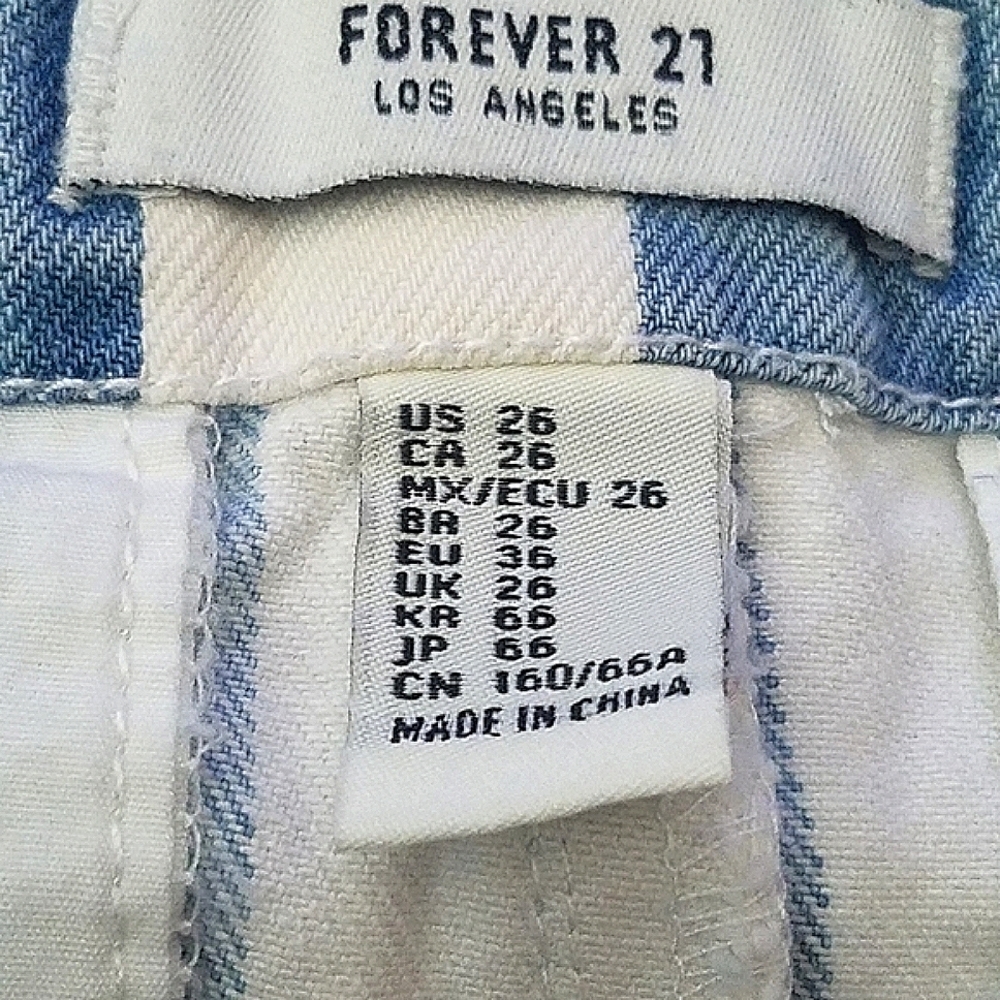 💖Forever 21 Striped Short's Size 26 - Picture 2 of 2